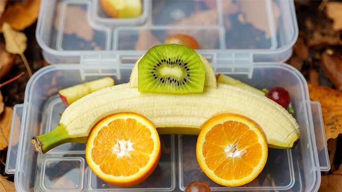 تزئین ماشین میوهای
